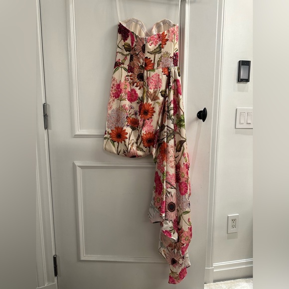 🌺💗Katie May Floral Draping Mini Dress - size XS - never worn!🩷🌺NWOT - Picture 7 of 7